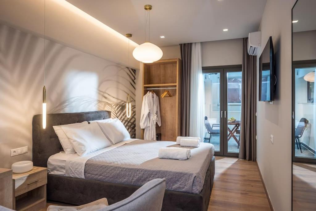 Amalia'S Luxury Apartment 3 伊拉克利翁 外观 照片