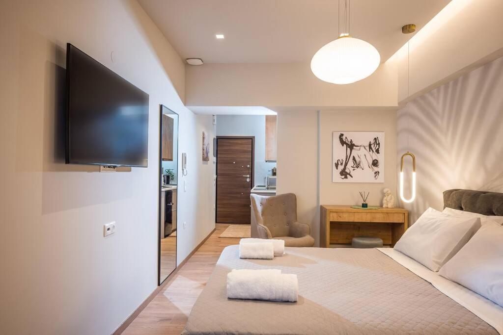 Amalia'S Luxury Apartment 3 伊拉克利翁 外观 照片
